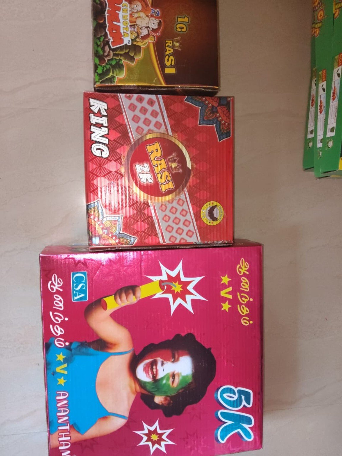 Family celebration crackers